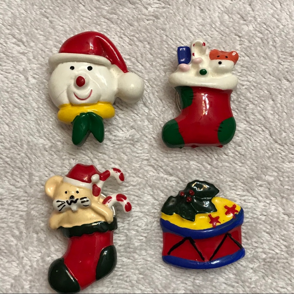 Vintage Button Covers Holiday Christmas
